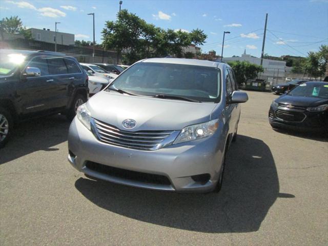 2015 Toyota Sienna LE 7 Passenger for sale in Dorchester, MA