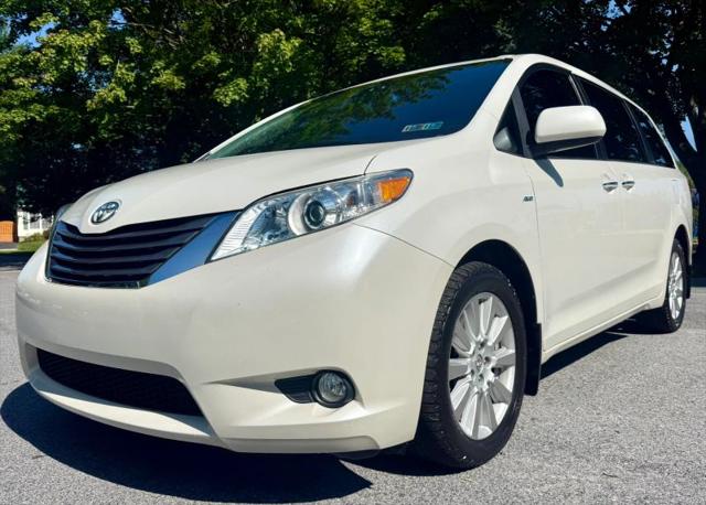 2017 Toyota Sienna XLE 7 Passenger for sale in Middletown, PA