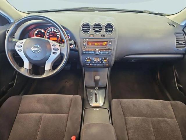 2009 Nissan Altima Base