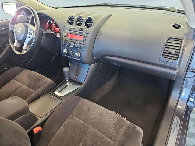 2009 Nissan Altima Base