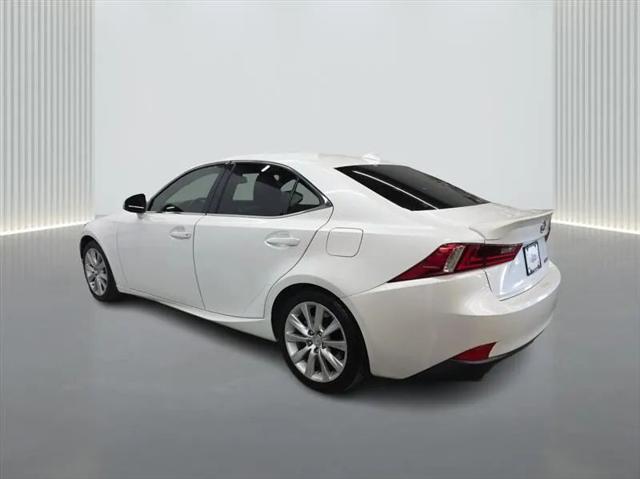2016 Lexus IS 200t 200t