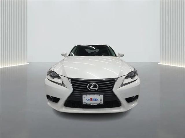 2016 Lexus IS 200t 200t