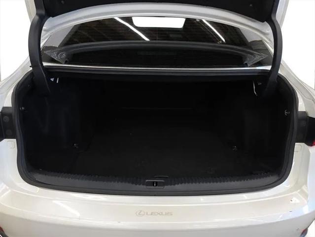 2016 Lexus IS 200t 200t