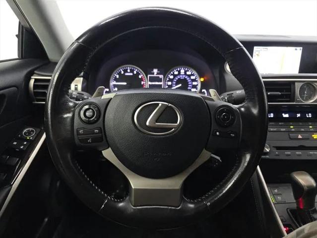 2016 Lexus IS 200t 200t