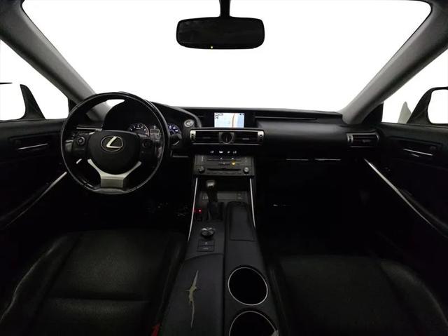 2016 Lexus IS 200t 200t