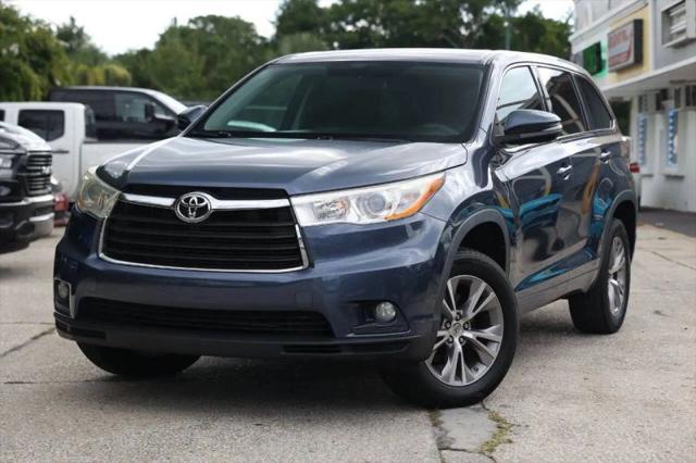 2014 Toyota Highlander LE Plus V6 for sale in Orlando, FL