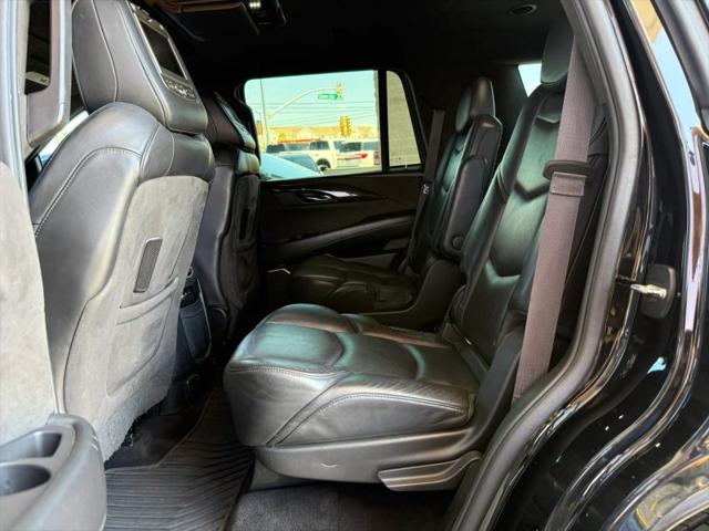 2016 Cadillac Escalade Platinum