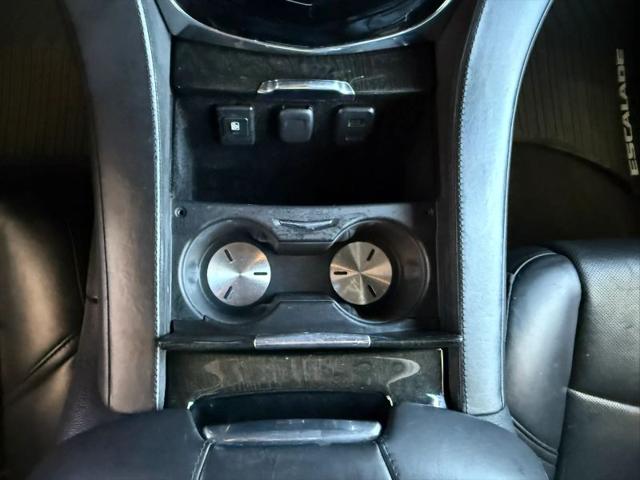 2016 Cadillac Escalade Platinum