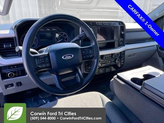 2024 Ford 600 XLT