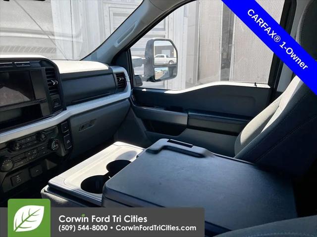 2024 Ford 600 XLT