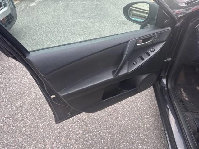 2011 Mazda Mazda3 i Touring