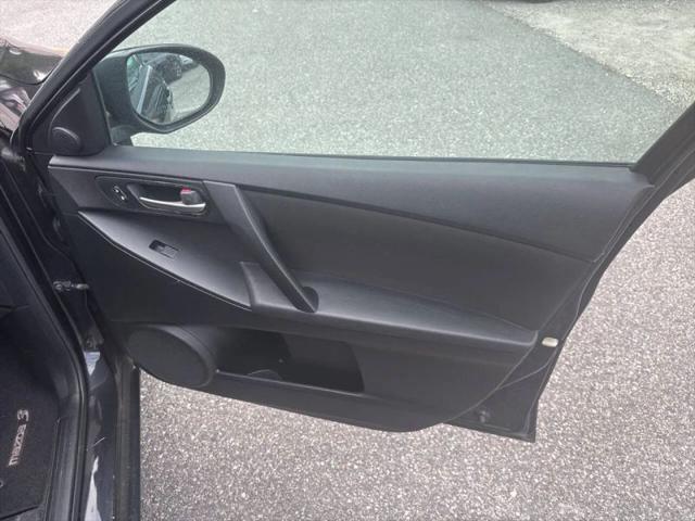 2011 Mazda Mazda3 i Touring