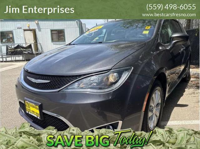 2018 Chrysler Pacifica Touring L for sale in Fresno, CA