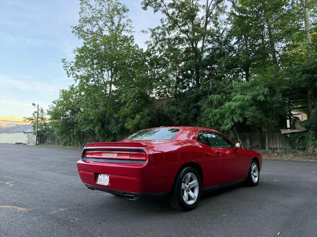 2012 Dodge Challenger SXT