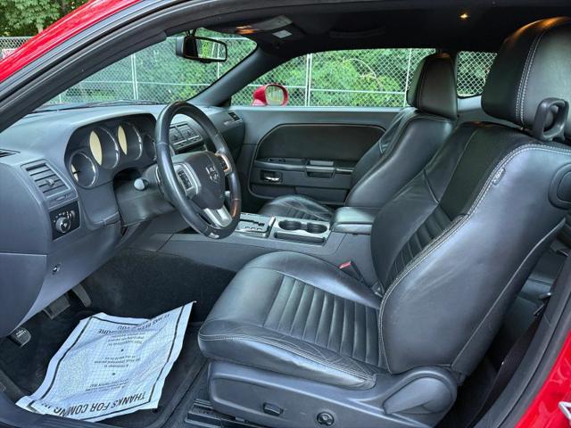 2012 Dodge Challenger SXT