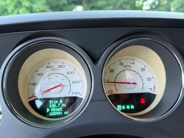 2012 Dodge Challenger SXT