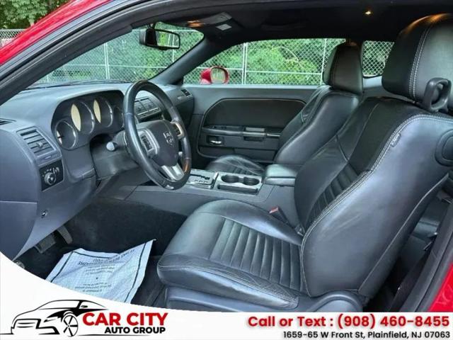 2012 Dodge Challenger SXT