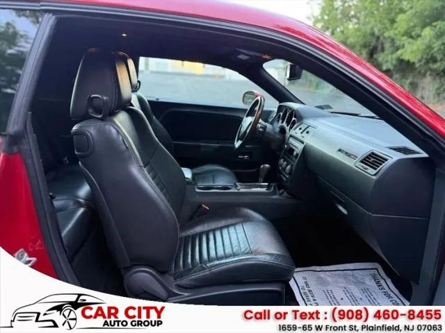 2012 Dodge Challenger SXT
