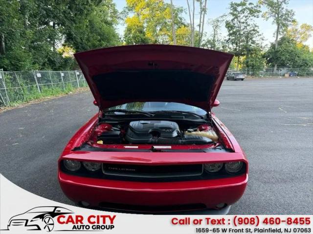 2012 Dodge Challenger SXT