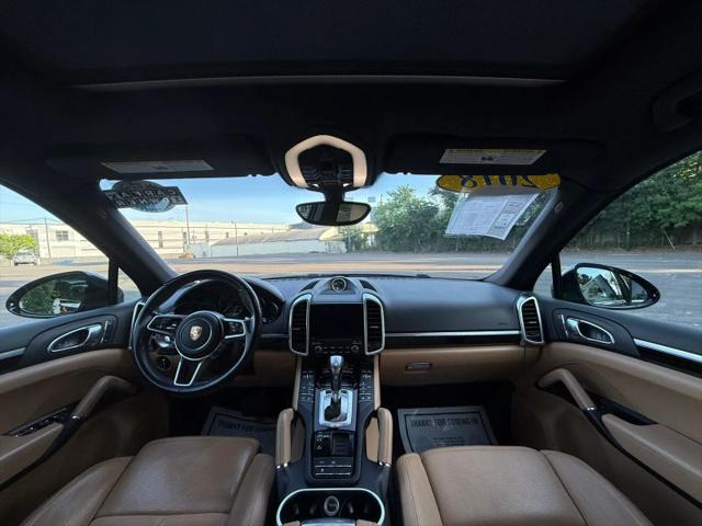 2018 Porsche Cayenne Base
