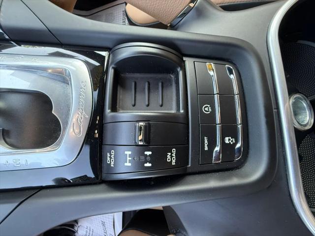 2018 Porsche Cayenne Base