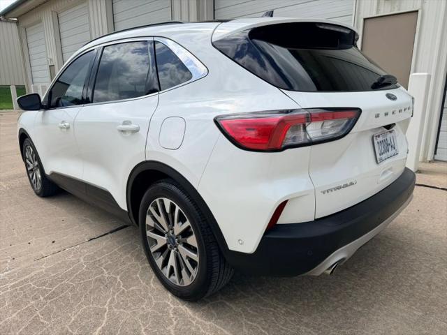 2020 Ford Escape Titanium Hybrid