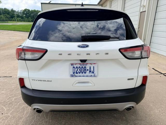 2020 Ford Escape Titanium Hybrid