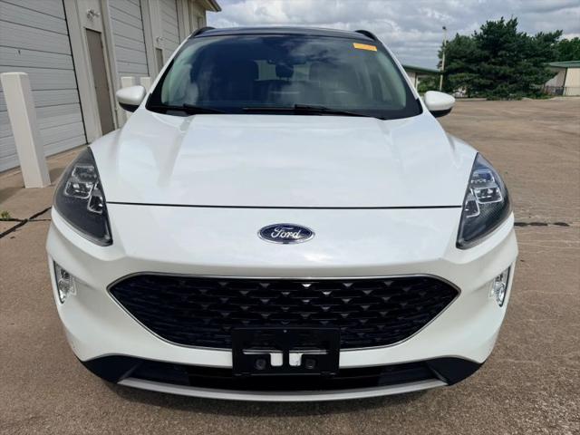 2020 Ford Escape Titanium Hybrid