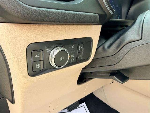 2020 Ford Escape Titanium Hybrid
