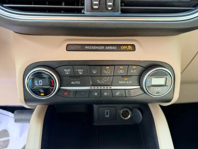 2020 Ford Escape Titanium Hybrid