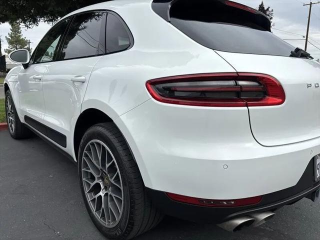 2016 Porsche Macan S