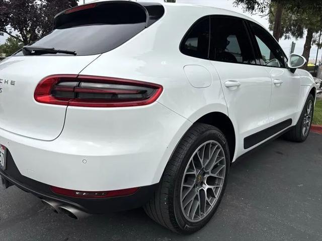 2016 Porsche Macan S