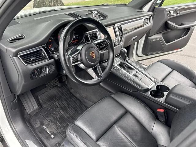 2016 Porsche Macan S