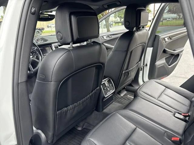 2016 Porsche Macan S
