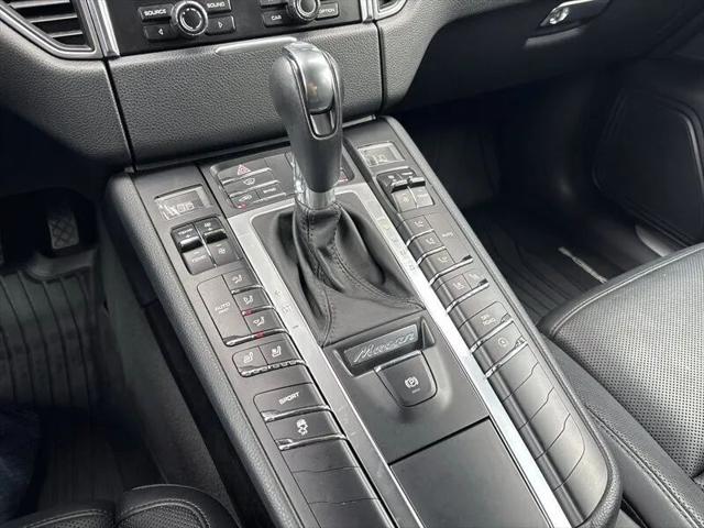 2016 Porsche Macan S