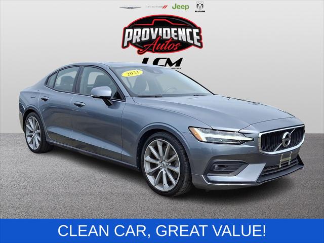 2021 Volvo S60 T6 Momentum