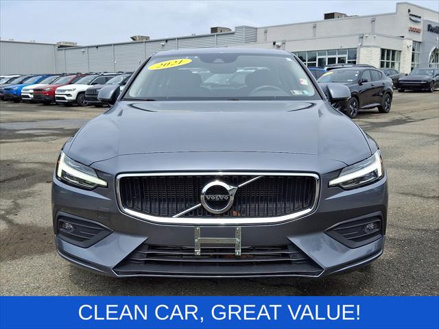 2021 Volvo S60 T6 Momentum
