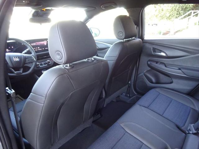 2026 Buick NV Preferred FWD