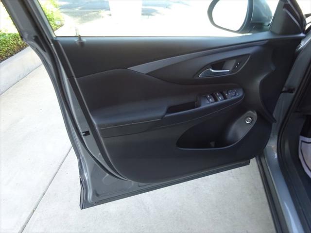 2026 Buick NV Preferred FWD