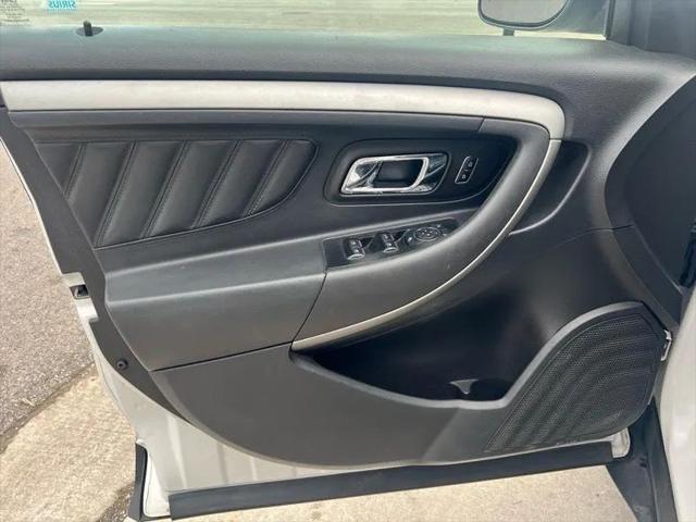 2015 Ford Taurus SEL