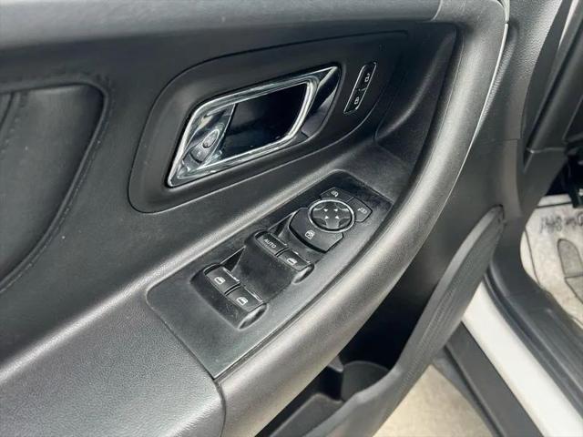 2015 Ford Taurus SEL