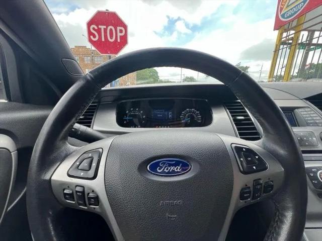 2015 Ford Taurus SEL