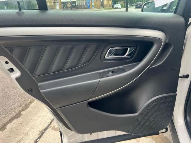 2015 Ford Taurus SEL