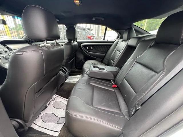 2015 Ford Taurus SEL