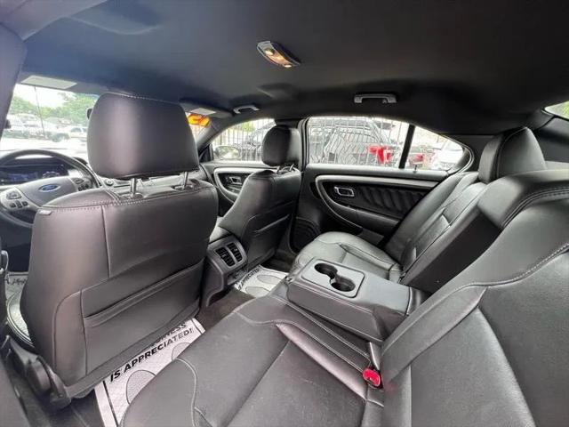 2015 Ford Taurus SEL