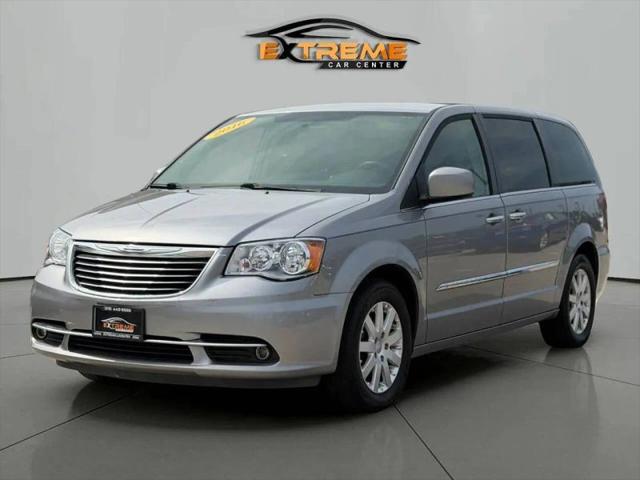 2016 Chrysler Town & Country Touring for sale in Detroit, MI