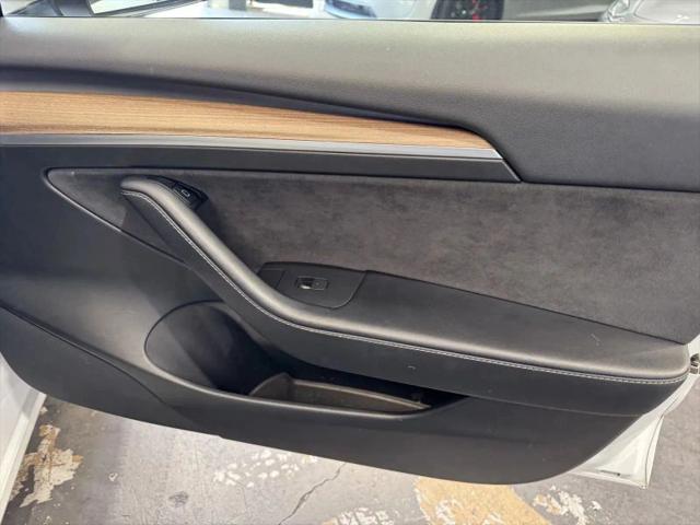 2022 Tesla Model 3 Long Range Dual Motor All-Wheel Drive