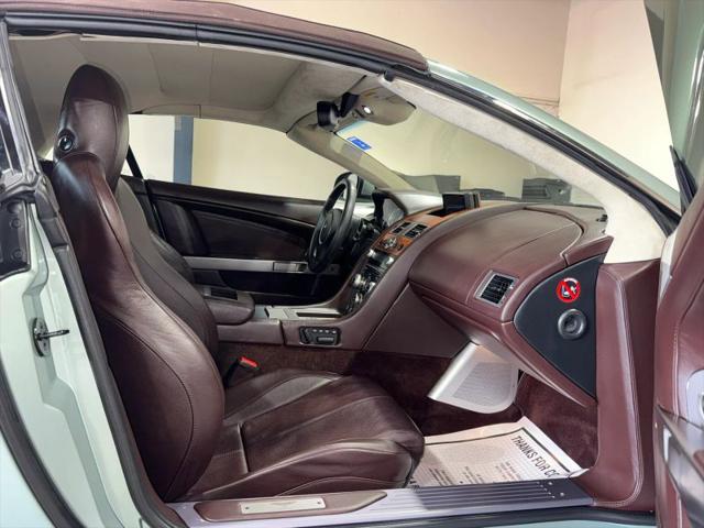 2010 Aston Martin DB9 Volante