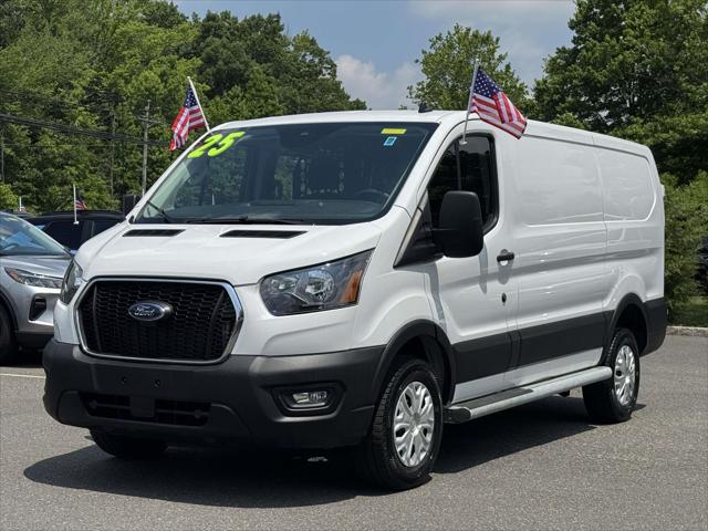 2025 Ford Transit-250 Cargo Van T-250 130 Low Rf 9070 GVWR RWD 2025 Ford Transit-250 Cargo Van T-250 130 Low Rf 9070 GVWR RWD