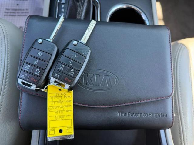 2019 Kia Sedona LX